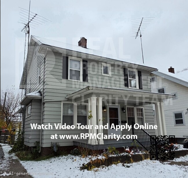 Building Photo - Available Today! 3 Bed/1.5 Bath Five Point...