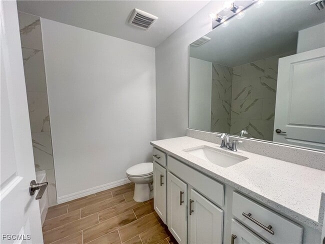 Photo - 2127 SW 12th Ave