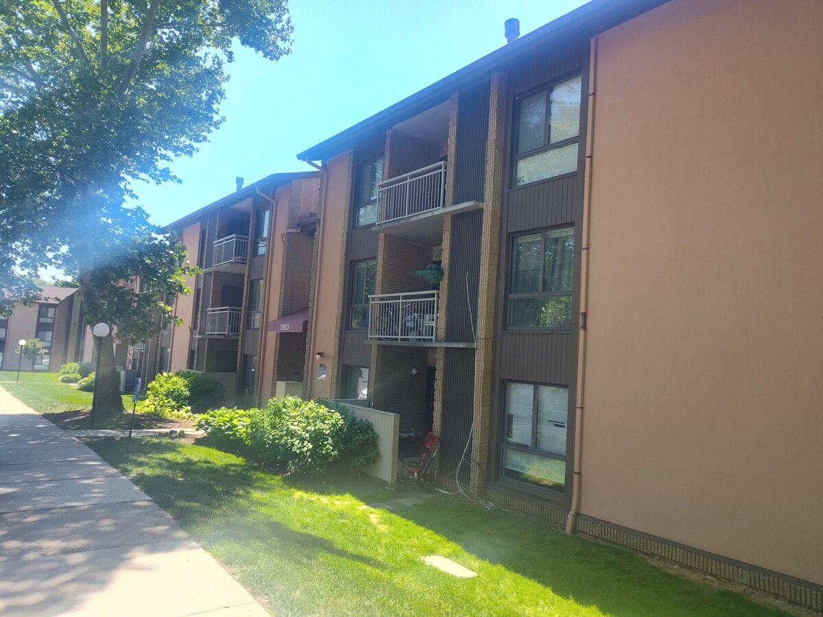 Photo - 5923 Tamar Dr Unit 11