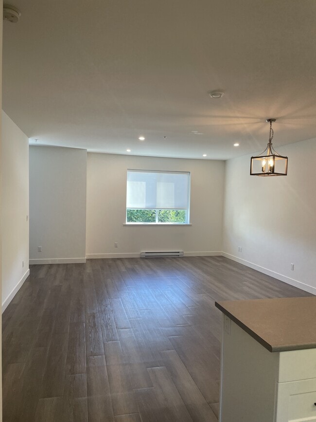 32588 Cedar Valley Connector Unit 6