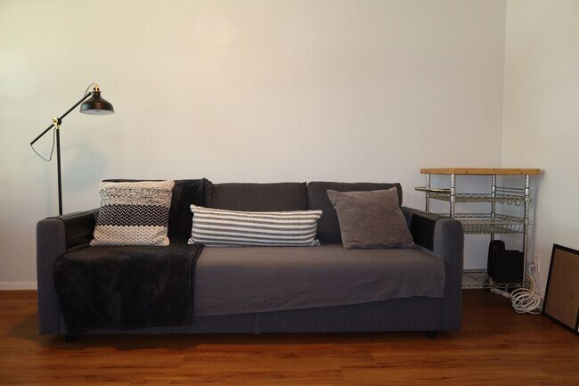 3400 Speedway Unidad Hyde Park Condo