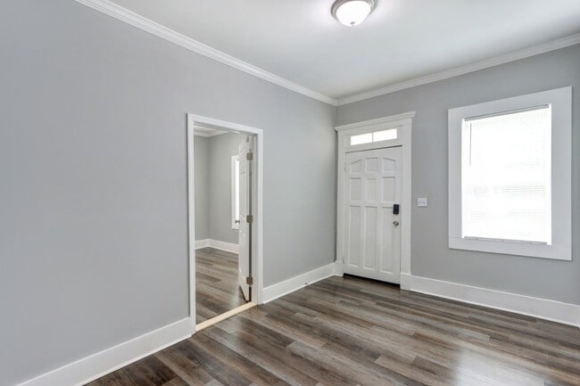 Photo - Large 3BR/1BA Downtown Savannah Home For Rent