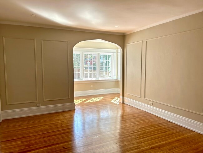 Photo - 621 Cherry St