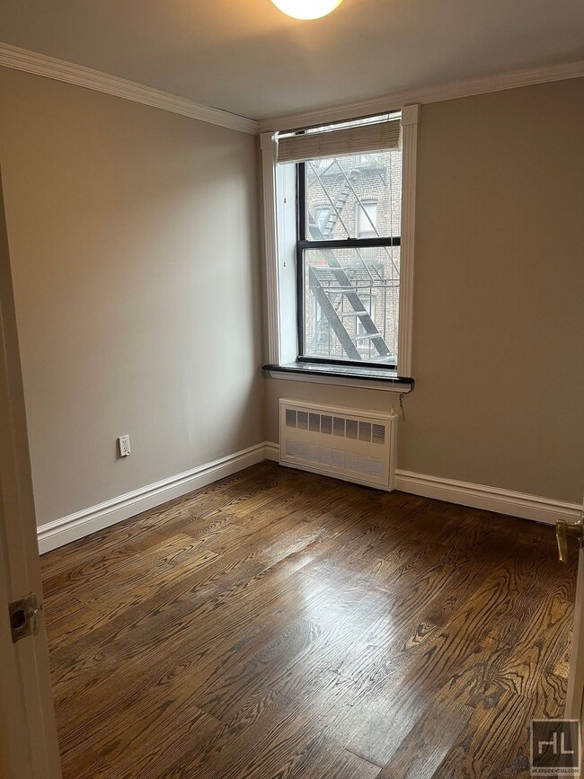 Building Photo - East 9th Street Rental
