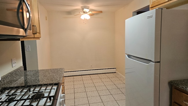 Photo - 667 Indian Church Rd Unit APT 3