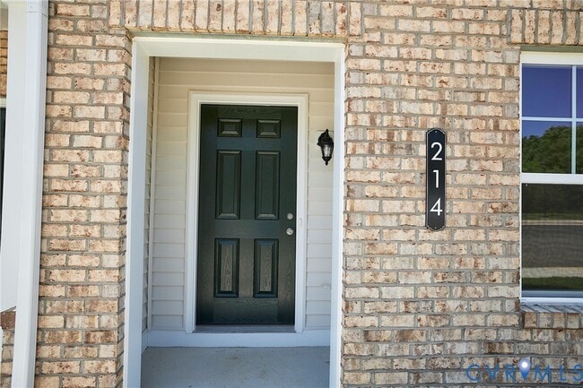 Photo - 214 Greenpark Rd