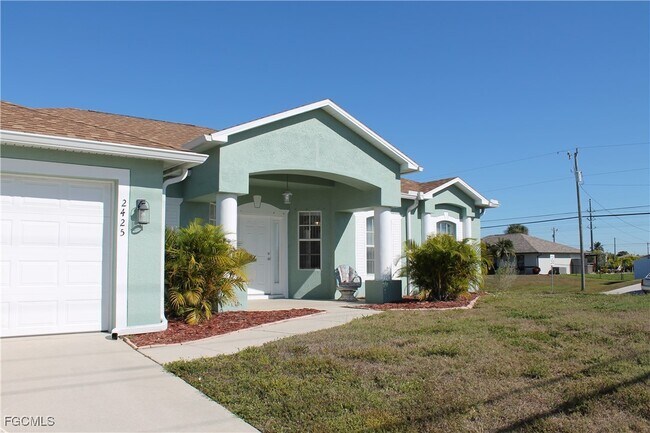 Building Photo - 2425 Embers Pkwy W