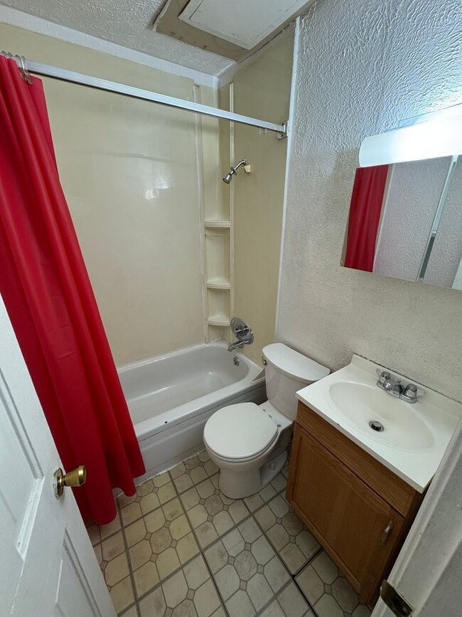 Photo - 4519 Butler St