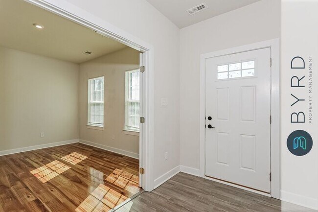 Photo - 9206 Miranda Ln