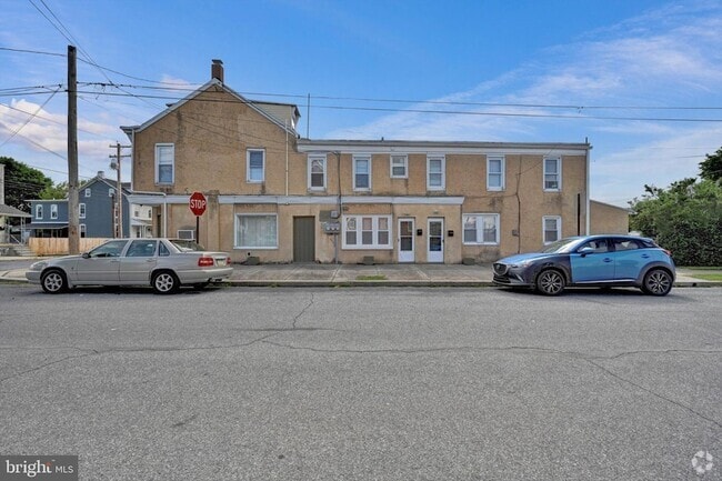 Building Photo - 130 Belvedere Ave Rental
