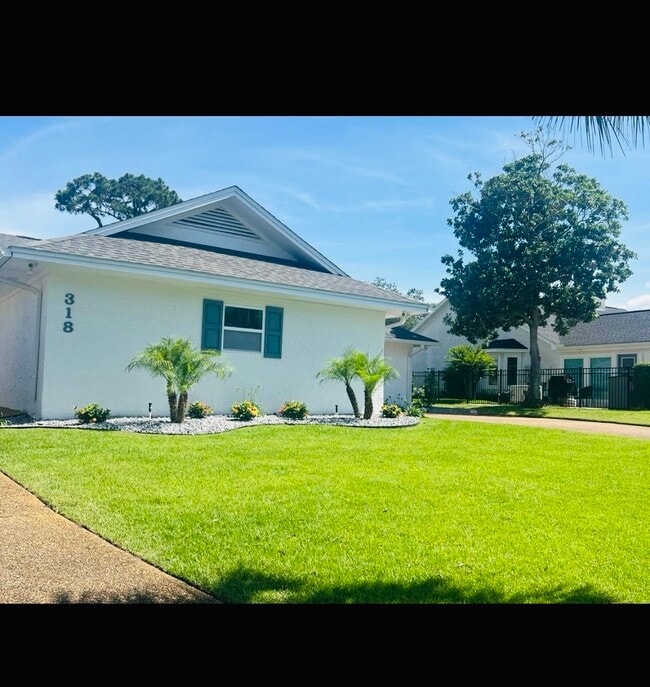 Photo - 318 Wahoo Rd