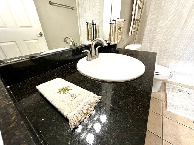 Photo - 4274 Calinda Ln Unidad 246