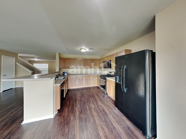 Photo - 9618 Lasbury Dr