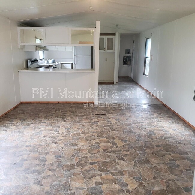 Photo - 319 Iotla Valley Park Rd