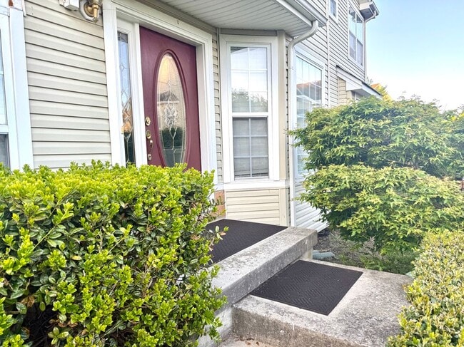 Photo - 214 Westbrook Dr