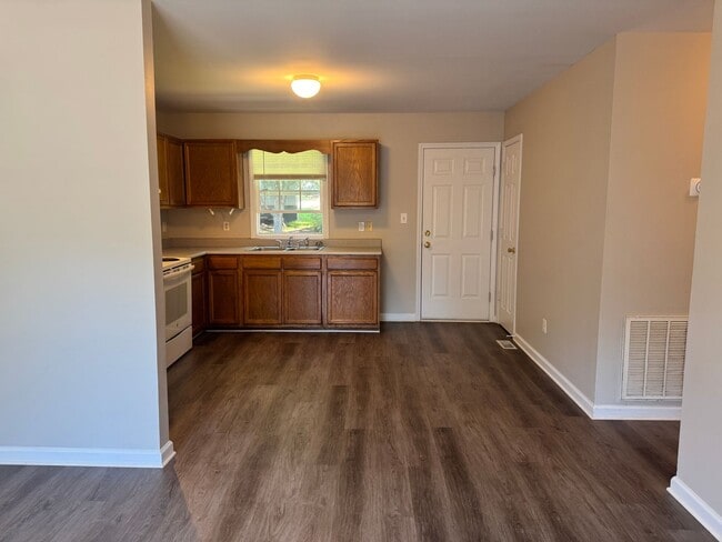 Photo - 3 Bedroom, 1 Bathroom Apartment in Thomasville