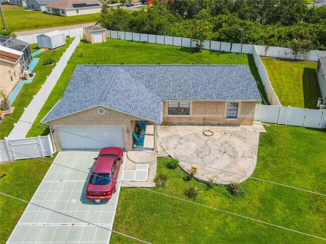 Photo - 853 Blanc Ct