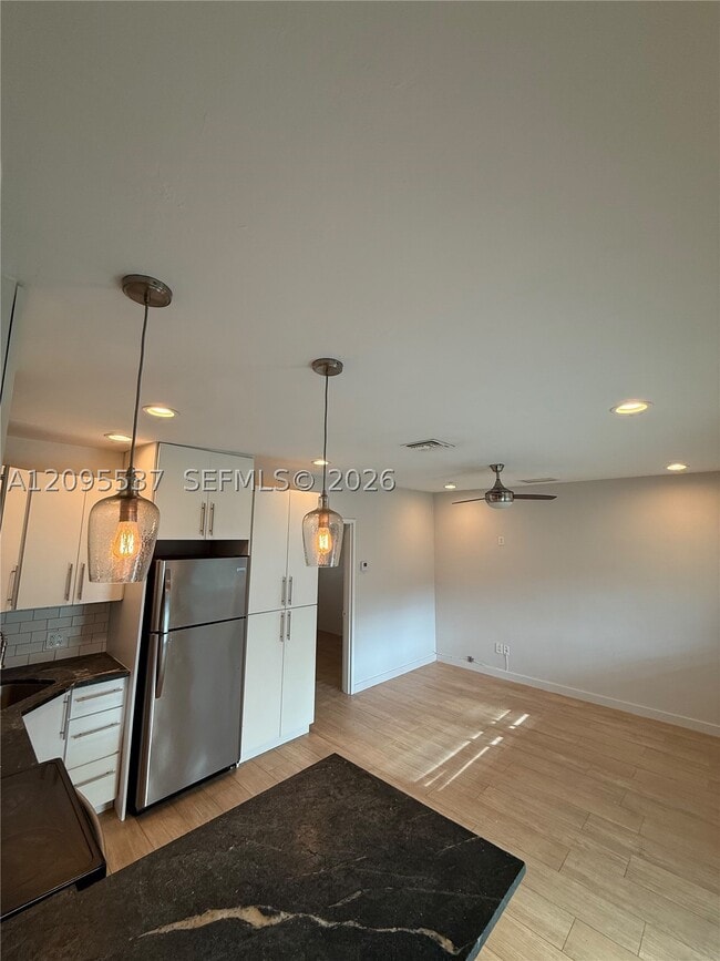 1280 NE 105th St Unit 3