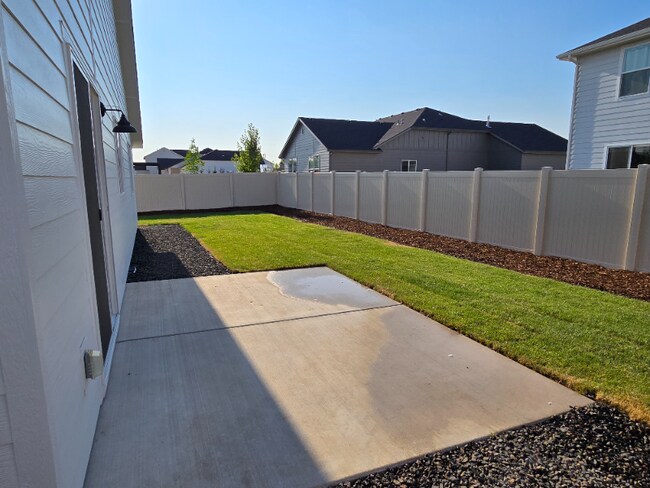 8247 E Bright Angel Dr