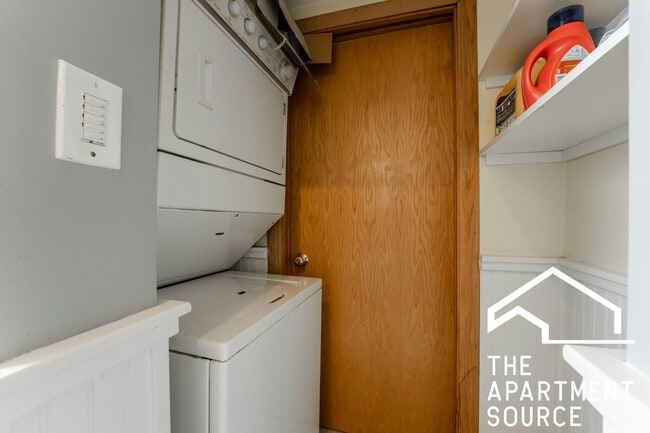 Photo - 3036 N Seminary Ave Unit 3F