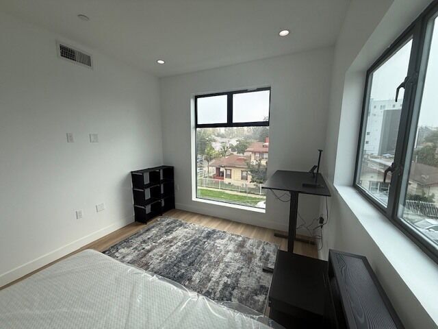 Photo - 1200 W 37th Dr Unit Room 5