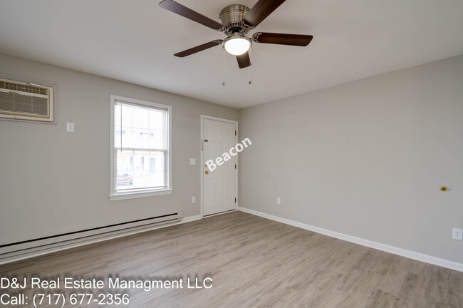 17 Bertram Ct Unit 2 Bedroom