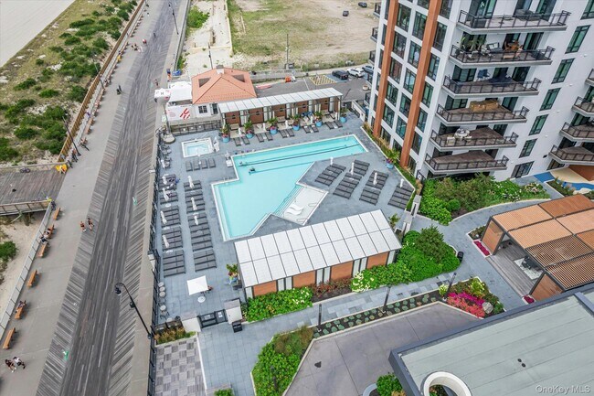 Photo - 140 Boardwalk Unit 503B