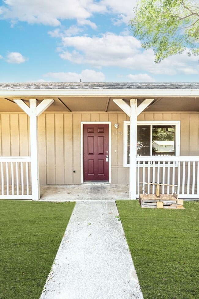 Photo - 1506 W Janda Dr