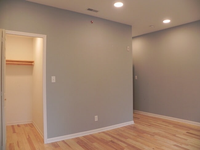 Photo - 813 N 41st St Unidad 3