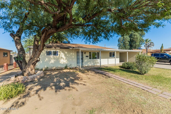 Photo - 3020 W El Caminito Dr