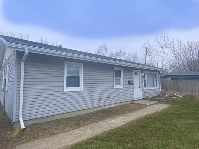 Building Photo - 3 Bedroom Home in Hammond