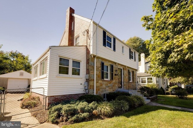 Photo - 5408 20th Ave