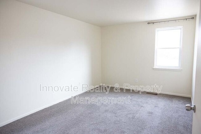 Photo - 8911 Alton St