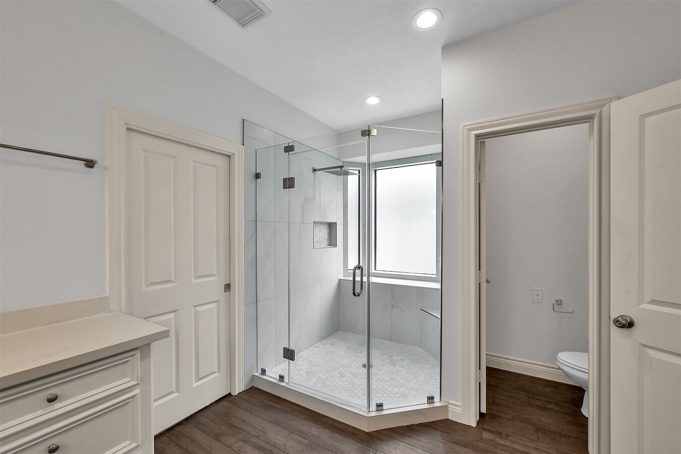 Photo - 22 Creekwood Dr