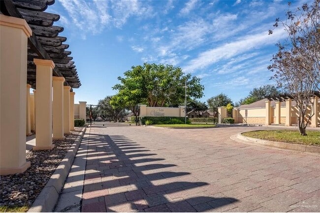 Building Photo - 500 E El Rancho Ave Unit 26 Rental
