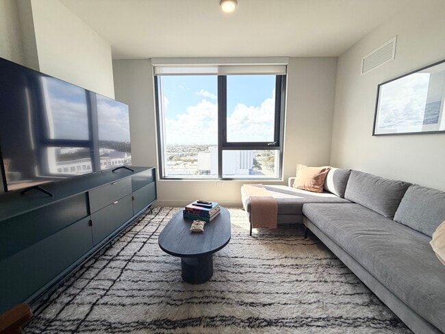 Photo - 168 NW 30th St Unit A1