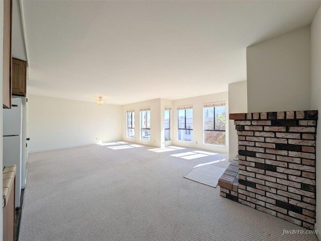 Photo - 2414 Pine St Unidad 301