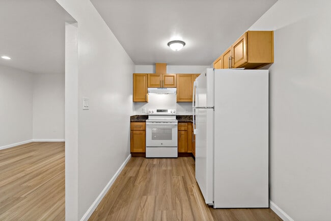 Photo - 3319 Nevin Ave Unidad D