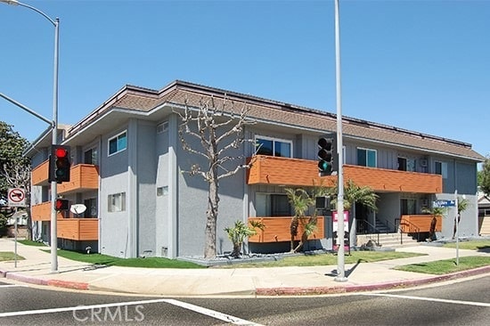 Building Photo - 11825 National Blvd Unit 9 Rental