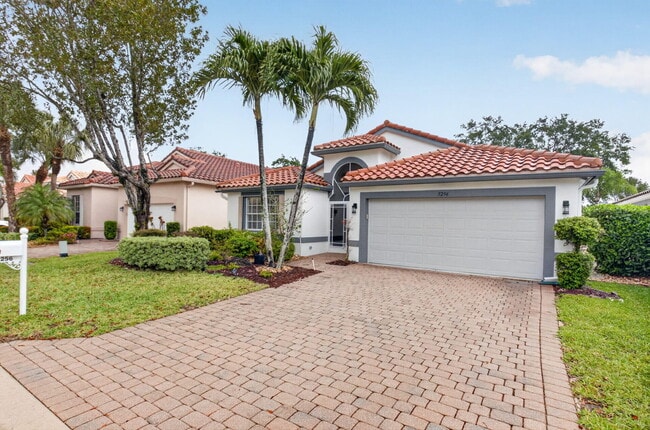 Photo - 5256 Glenville Dr