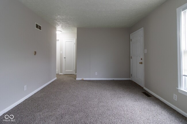 Photo - 6914 N Keystone Ave