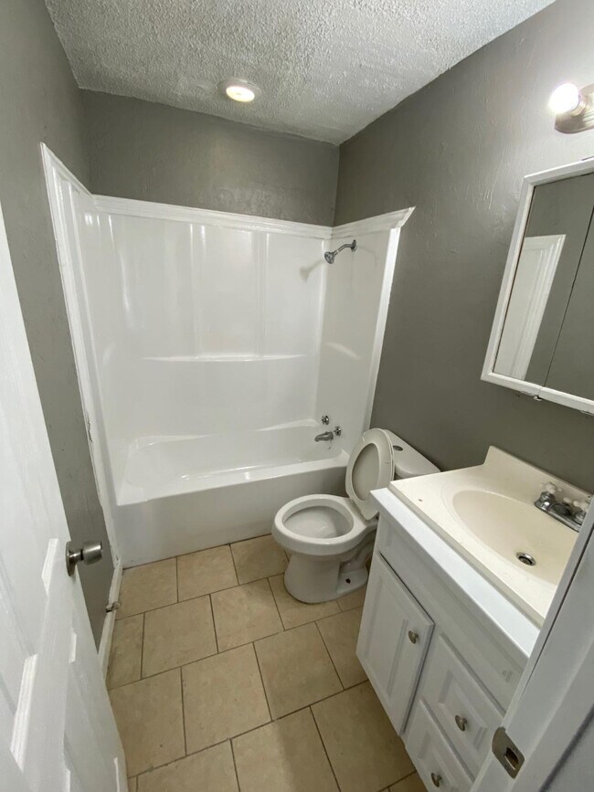 Photo - 210 W Jacobs Dr