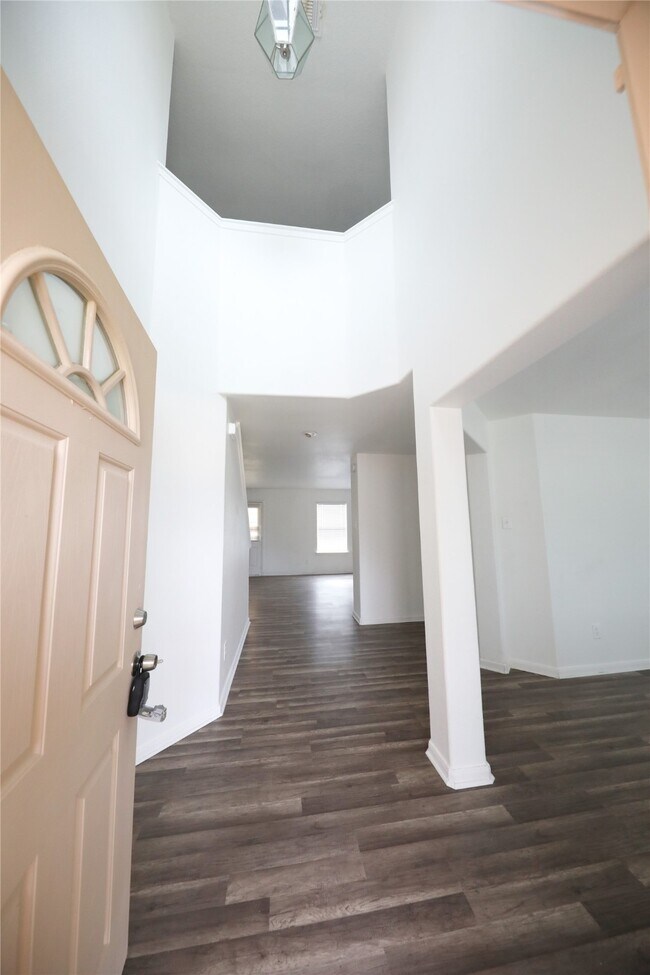 Photo - 3802 Harris Mill Dr