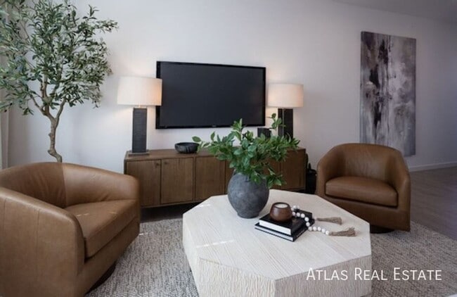 Photo - 2368 N 79th Pl