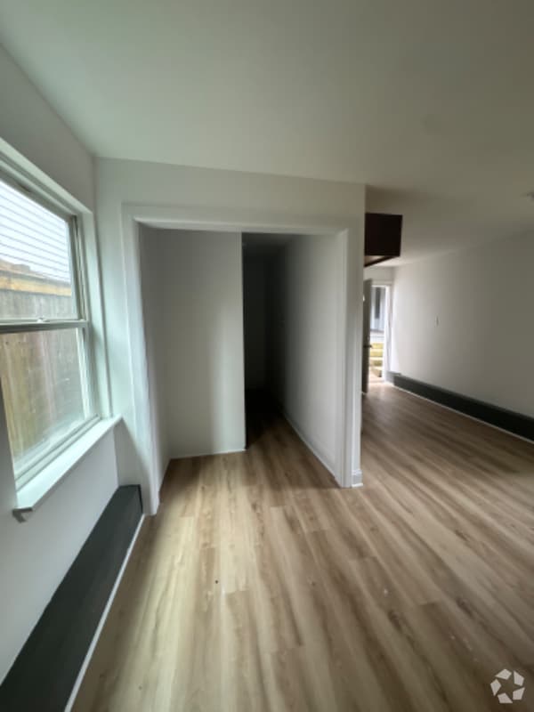 Building Photo - 718 Lamanche St Rental