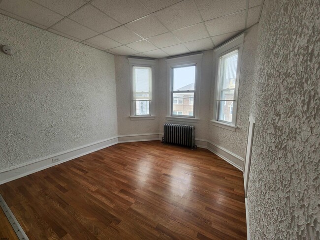 Photo - 5005 Ventnor Ave Unit 6