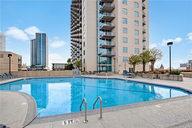 Photo - 860 Peachtree St NE Unit Spire 2311