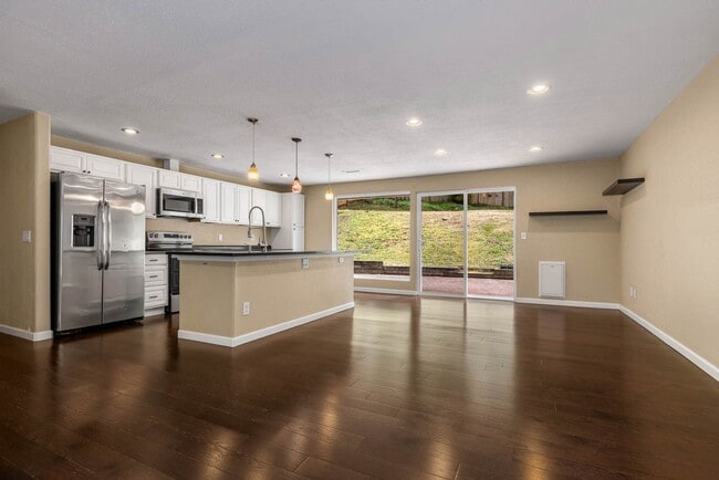 Photo - 18011 NE 156th St