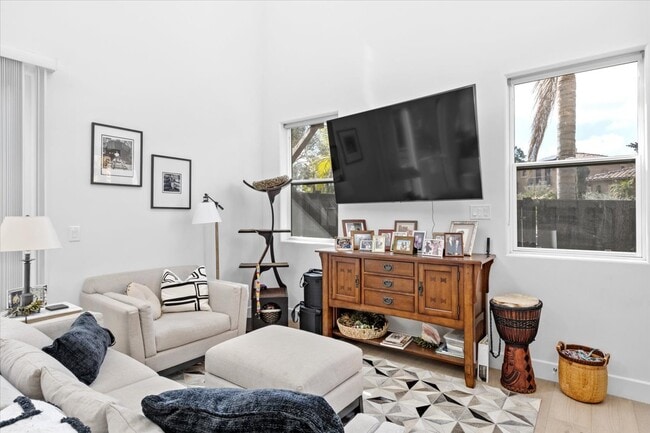 Photo - 14248 Via Michelangelo Unit 14250