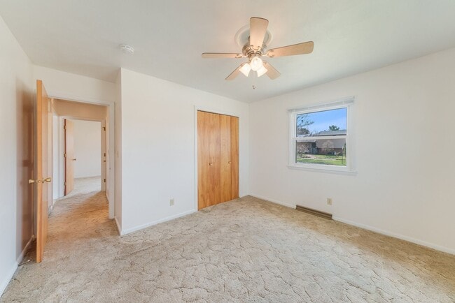 Photo - 2 bedroom 1 bathroom duplex-Available JUNE 2026